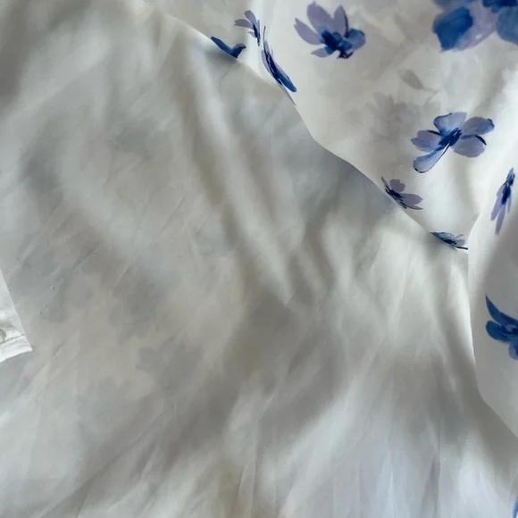 Eliza J Blue and White Floral Maxi Dress - Picture 2 of 10